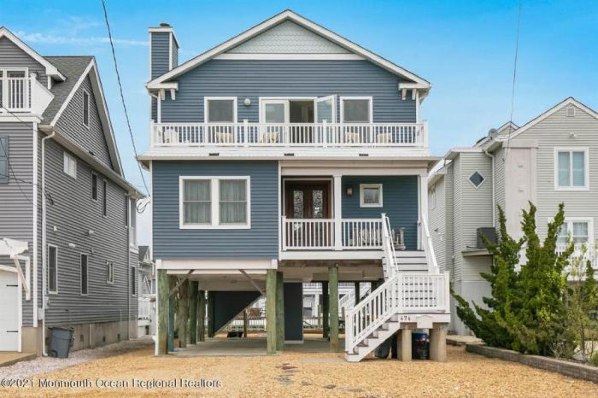 Picture of Home For Sale in Manasquan, New Jersey, United States