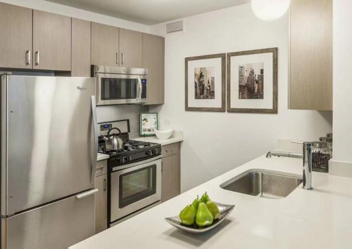 Picture of Apartment For Rent in Rego Park, New York, United States