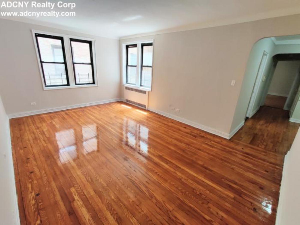 Picture of Condo For Rent in Queens, New York, United States