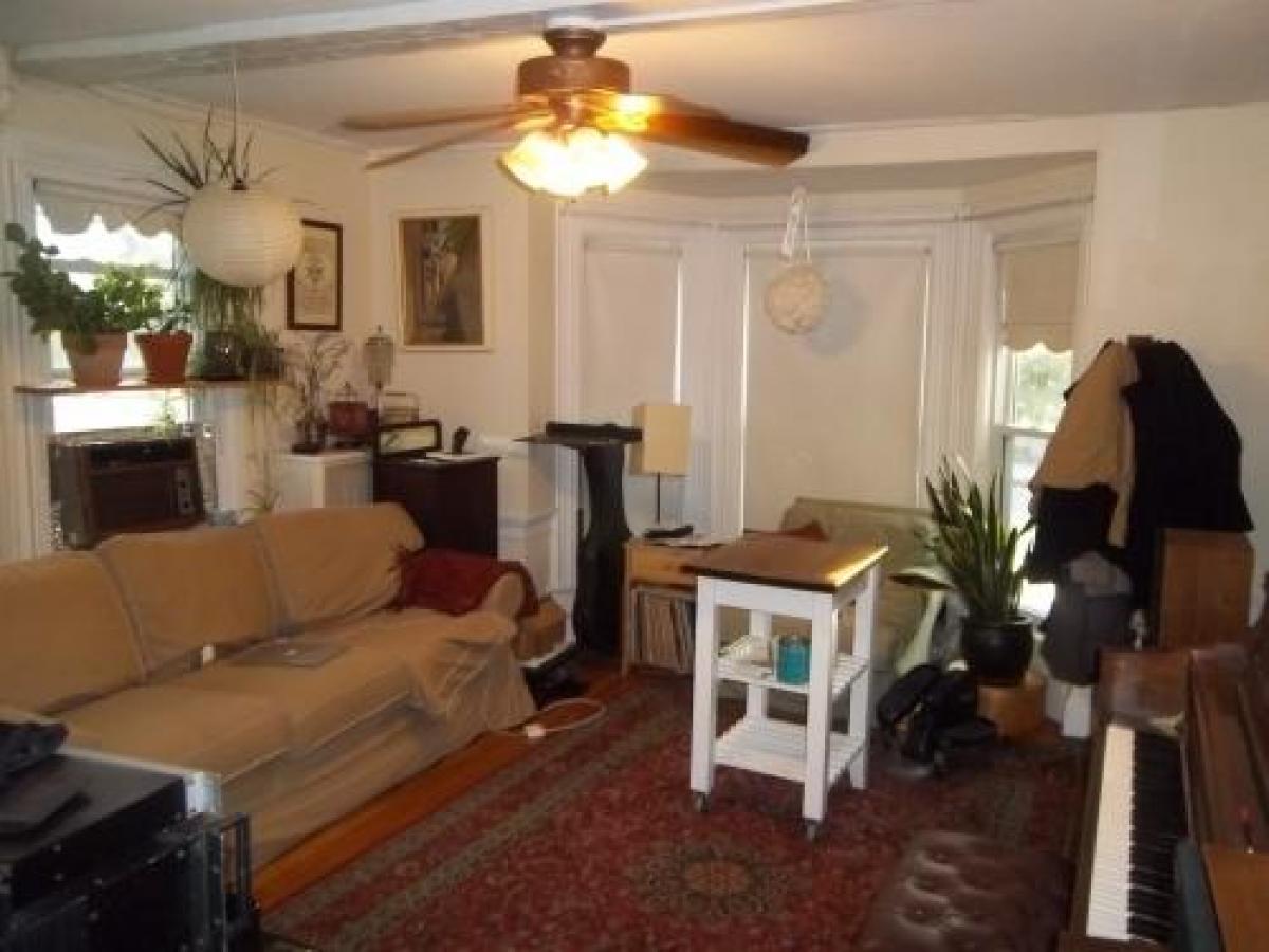 Picture of Condo For Rent in Stoneham, Massachusetts, United States