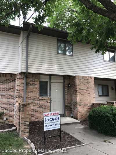 Home For Rent in Columbia, Missouri