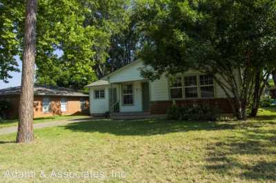 Home For Rent in Denton, Texas