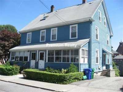 Home For Rent in Newton, Massachusetts