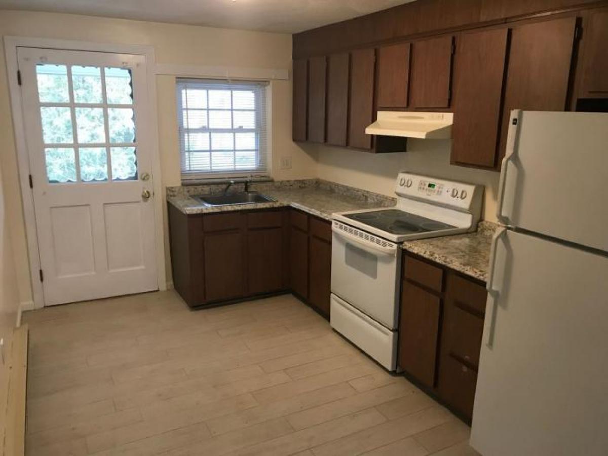 Picture of Apartment For Rent in Westwood, Massachusetts, United States