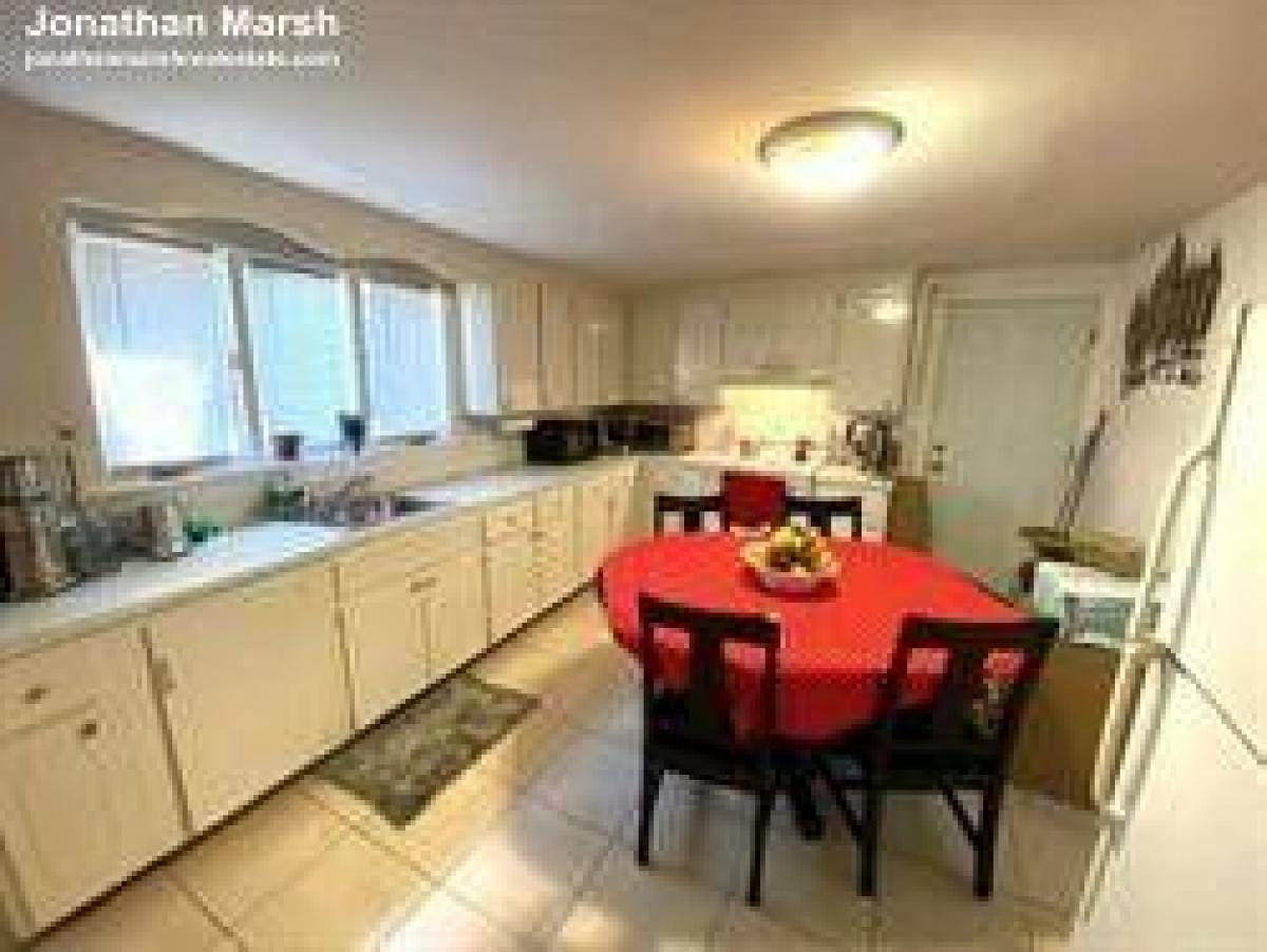 Picture of Apartment For Rent in Dedham, Massachusetts, United States