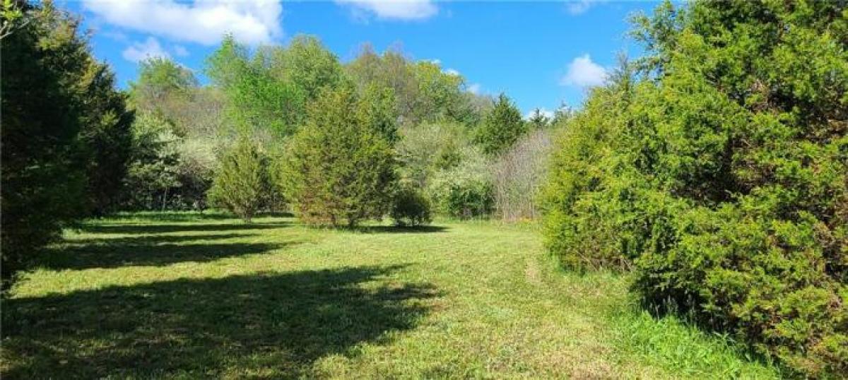 Picture of Residential Land For Sale in Freetown, Indiana, United States