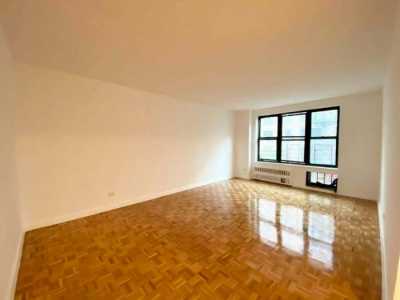 Condo For Rent in Bronx, New York