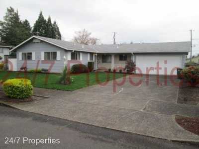 Home For Rent in Portland, Oregon