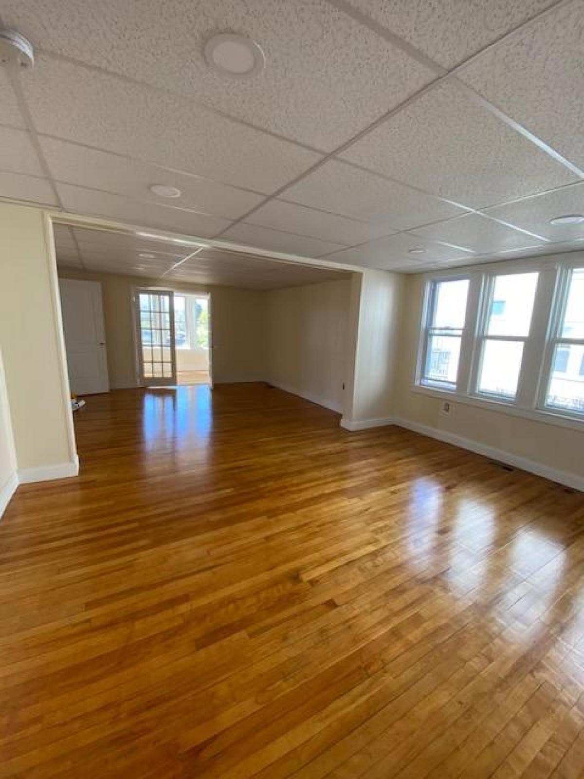 Picture of Condo For Rent in Worcester, Massachusetts, United States