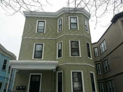 Apartment For Rent in Chelsea, Massachusetts