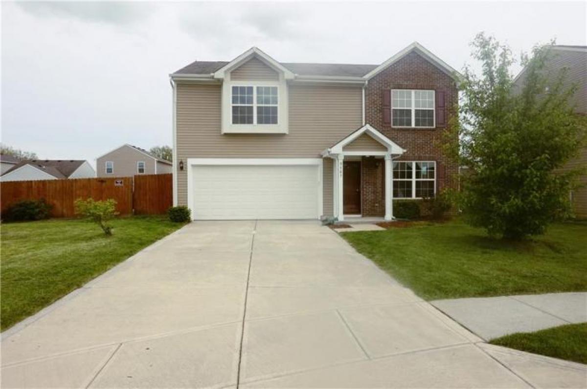 Picture of Home For Sale in Camby, Indiana, United States