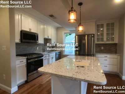 Apartment For Rent in Melrose, Massachusetts