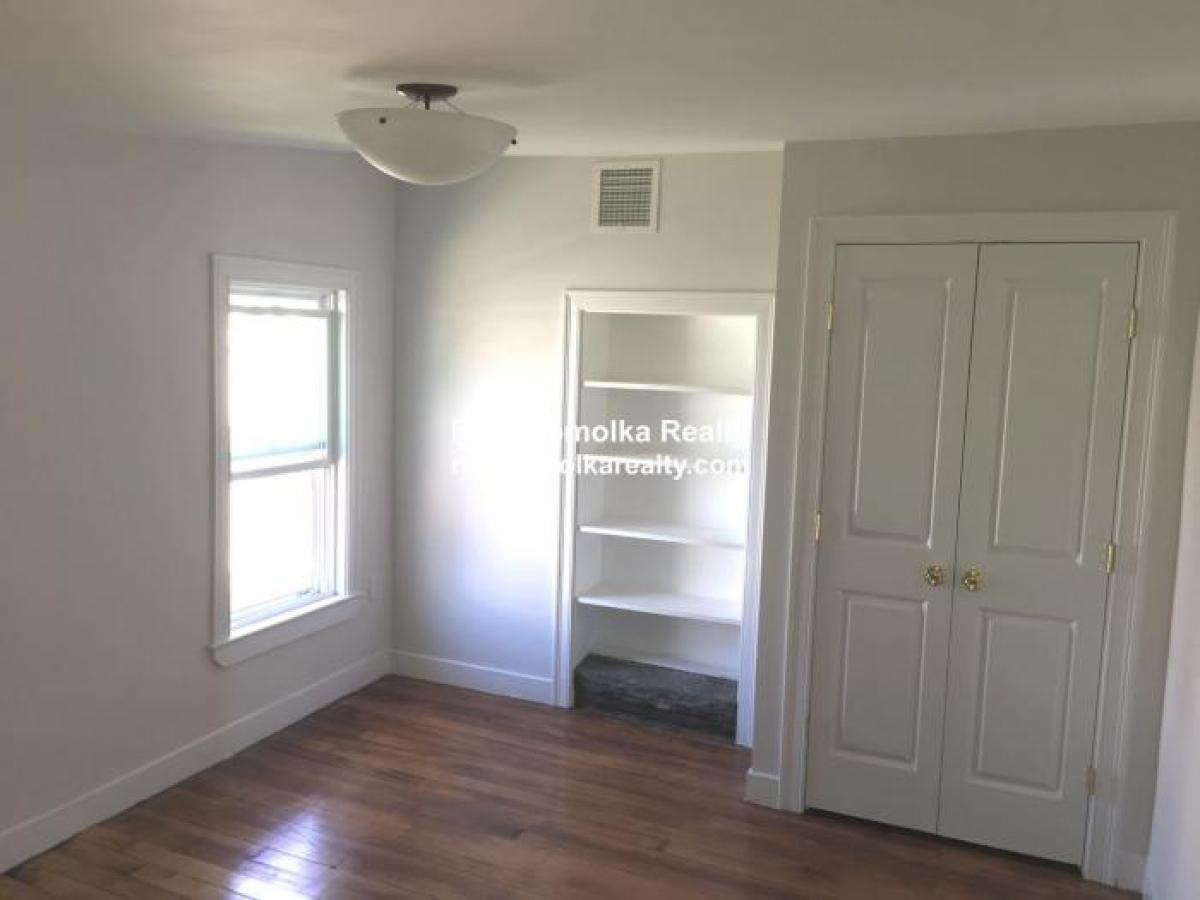 Picture of Apartment For Rent in Waltham, Massachusetts, United States