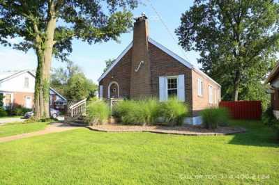 Home For Rent in Overland, Missouri