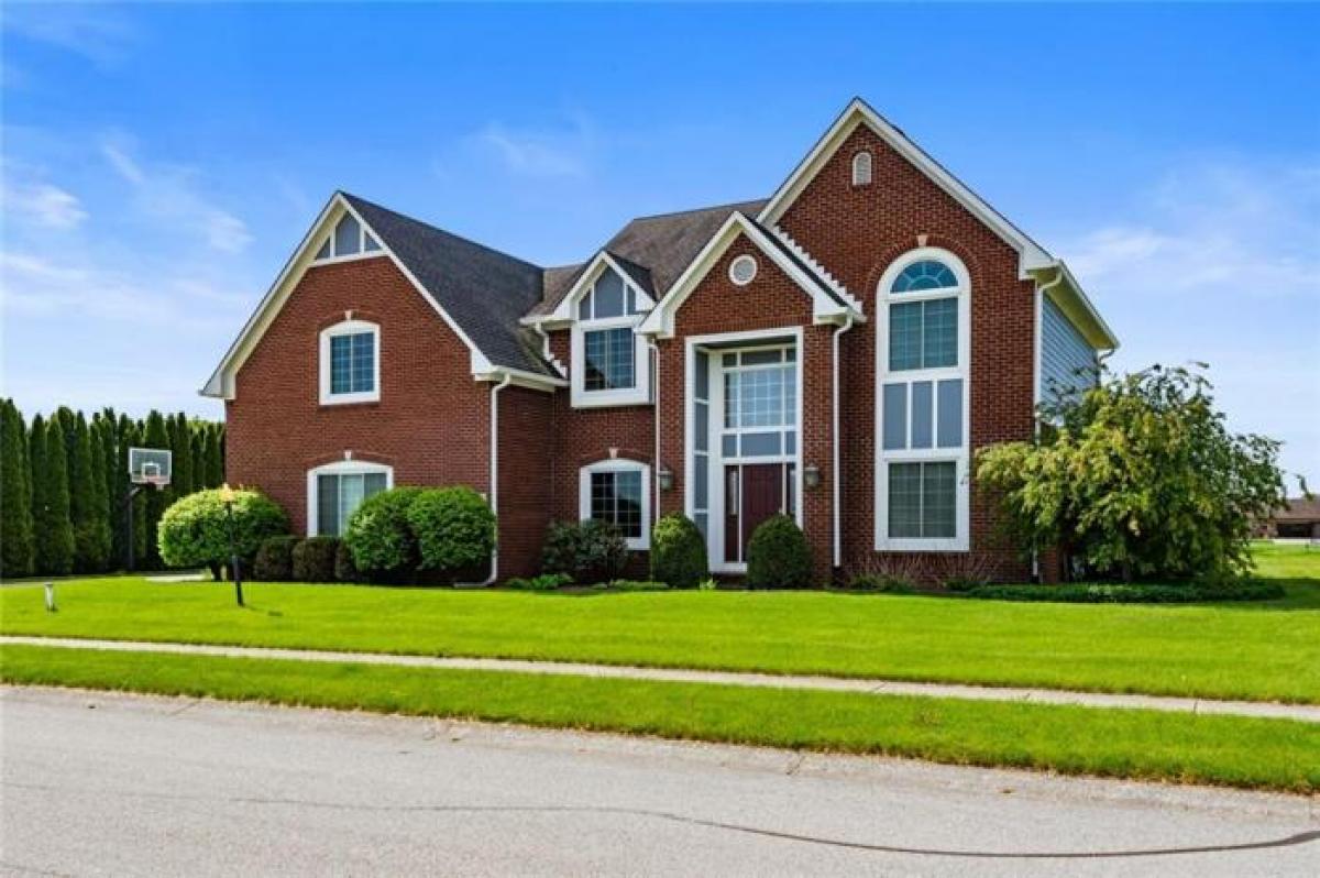 Picture of Home For Sale in Pittsboro, Indiana, United States