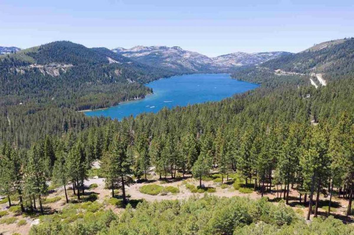 Picture of Residential Land For Sale in Truckee, California, United States