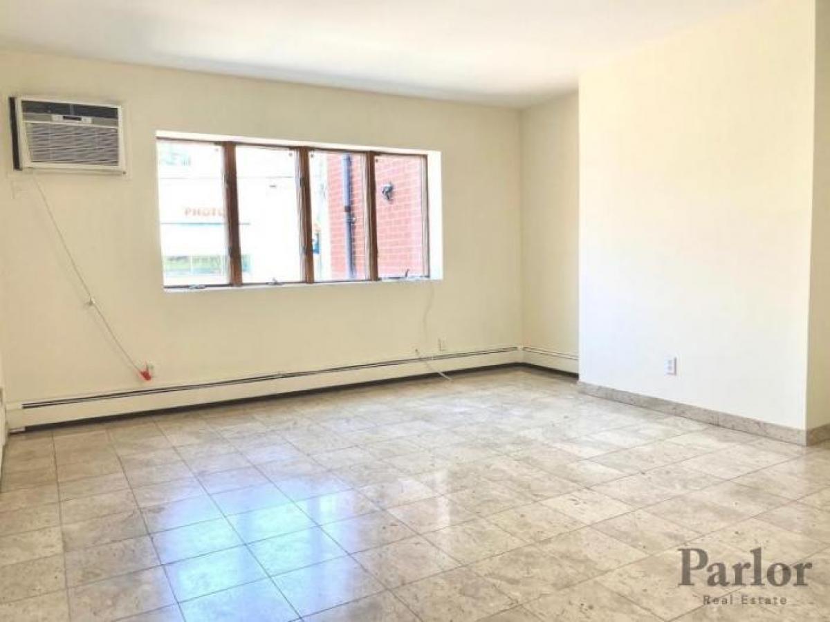 Picture of Apartment For Rent in Flushing, New York, United States