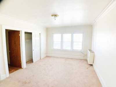 Apartment For Rent in South Milwaukee, Wisconsin