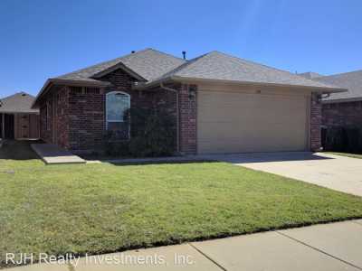 Home For Rent in Yukon, Oklahoma