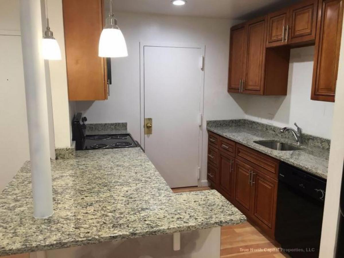 Picture of Apartment For Rent in Westwood, Massachusetts, United States