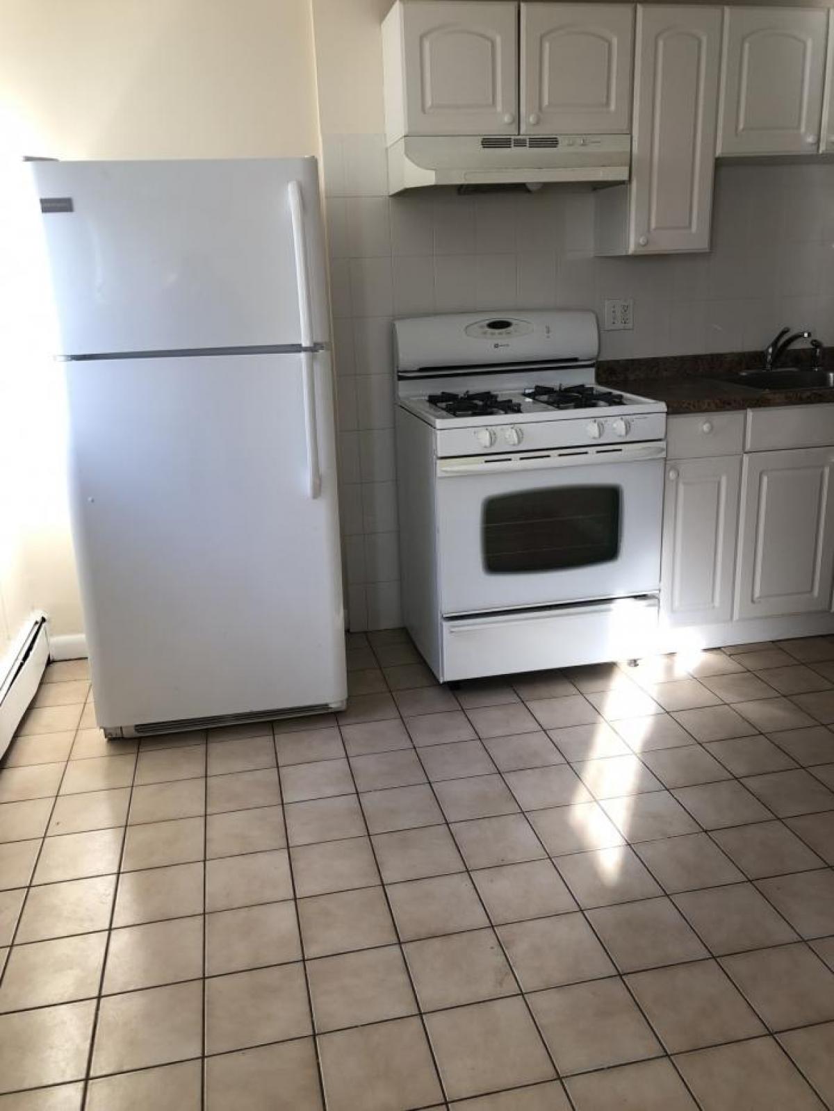 Picture of Home For Rent in Quincy, Massachusetts, United States