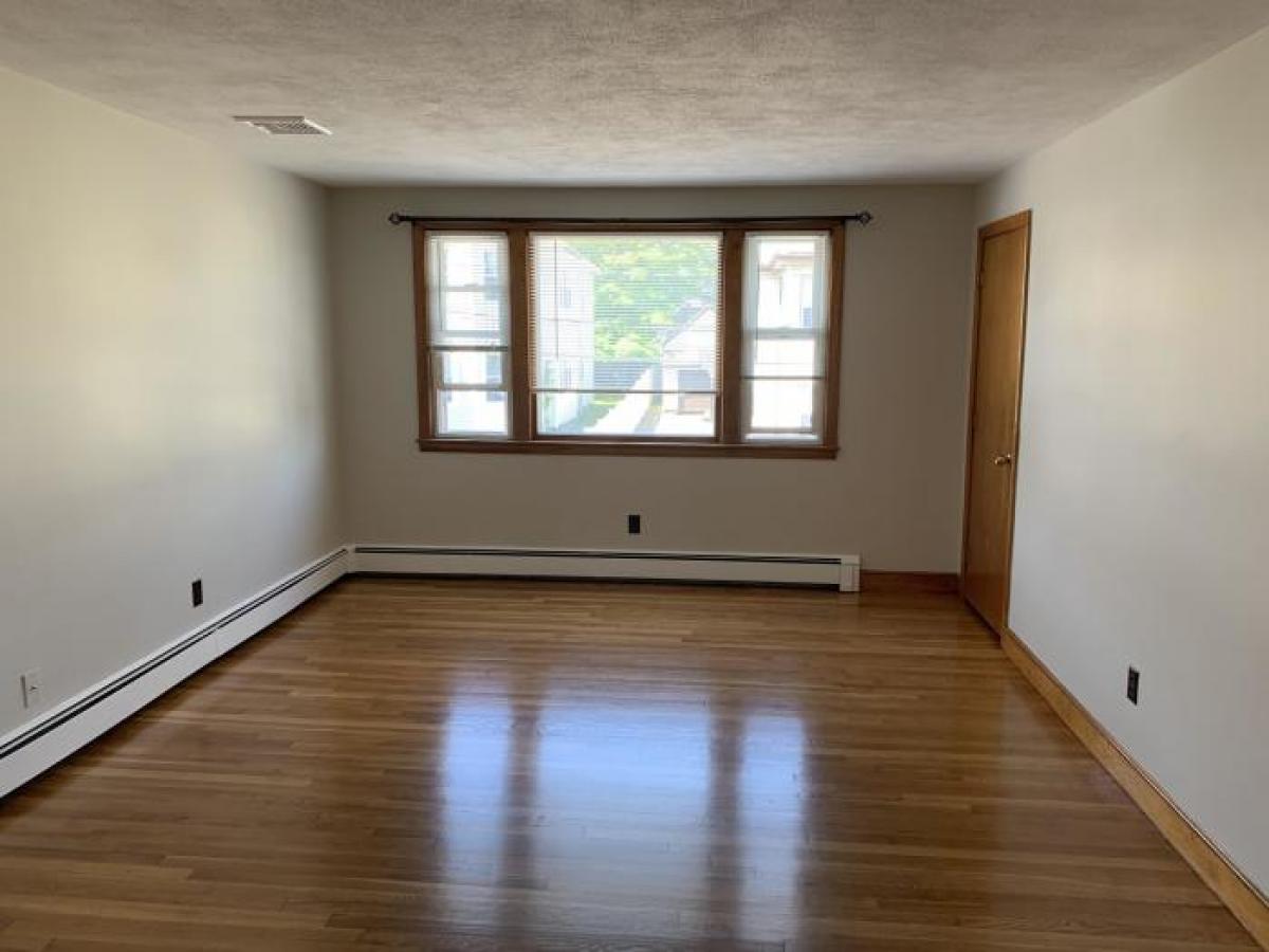 Picture of Condo For Rent in Belmont, Massachusetts, United States