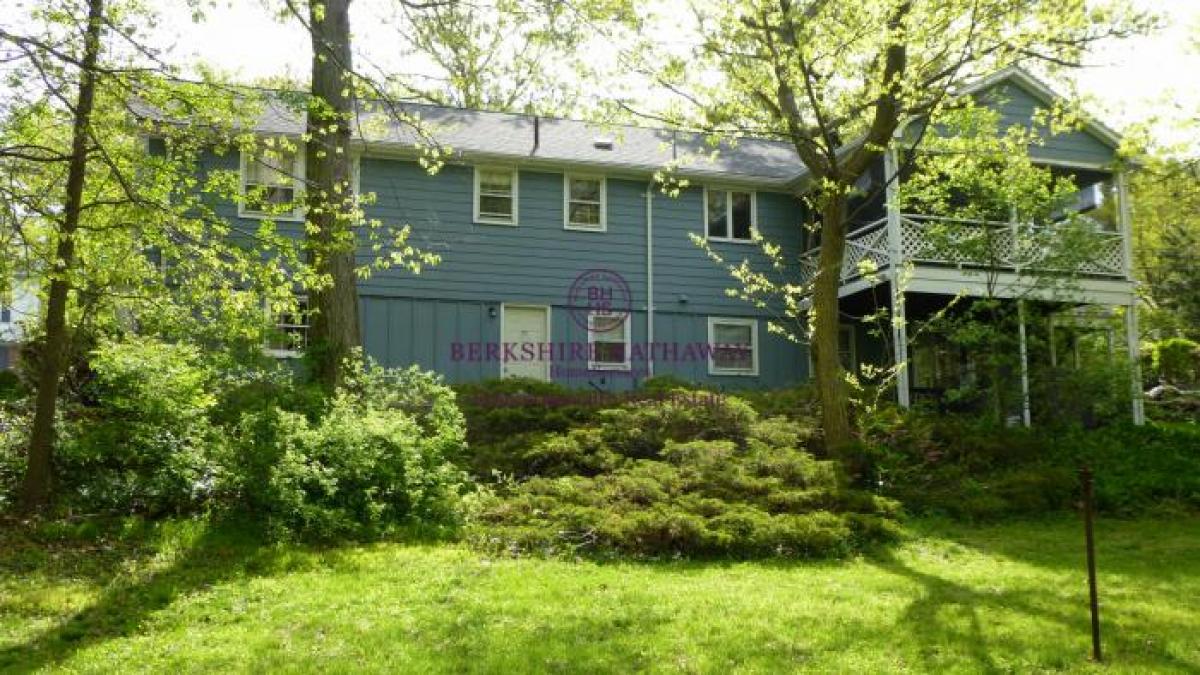 Picture of Condo For Rent in Lexington, Massachusetts, United States