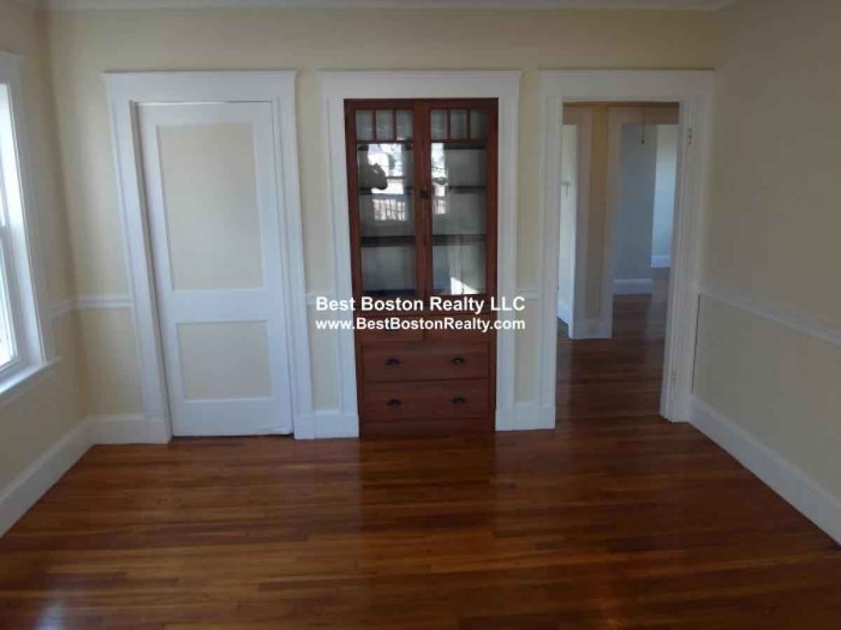 Picture of Condo For Rent in Winthrop, Massachusetts, United States