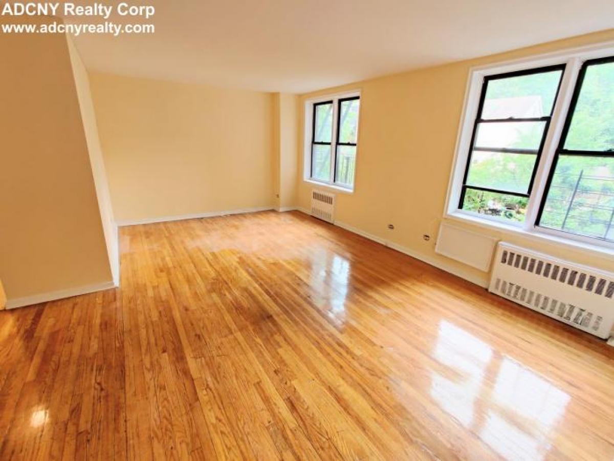 Picture of Condo For Rent in Bronx, New York, United States