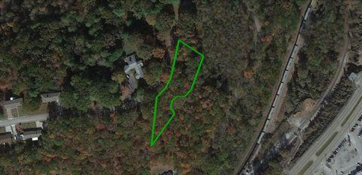 Picture of Residential Land For Sale in Harriman, Tennessee, United States