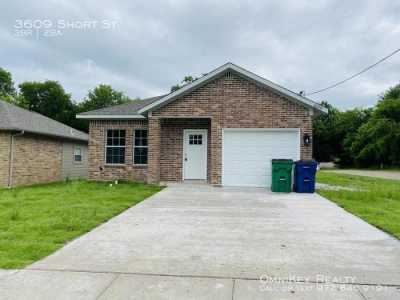 Home For Rent in Greenville, Texas