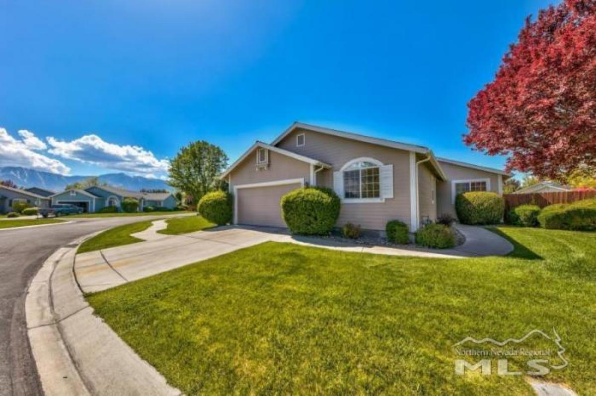 Picture of Home For Sale in Minden, Nevada, United States