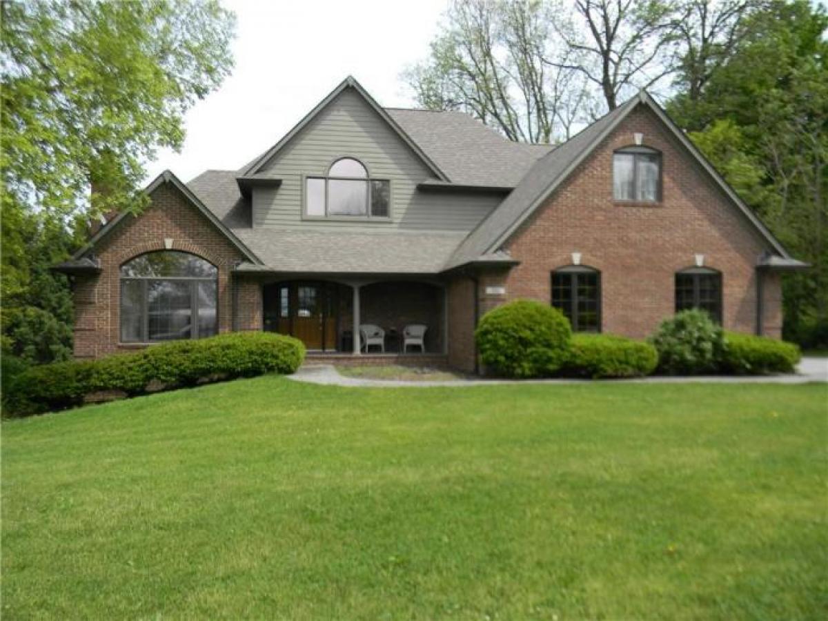 Picture of Home For Sale in Mooresville, Indiana, United States