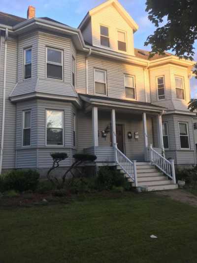 Home For Rent in Waltham, Massachusetts