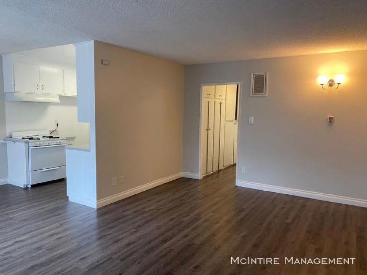 Picture of Apartment For Rent in Canoga Park, California, United States