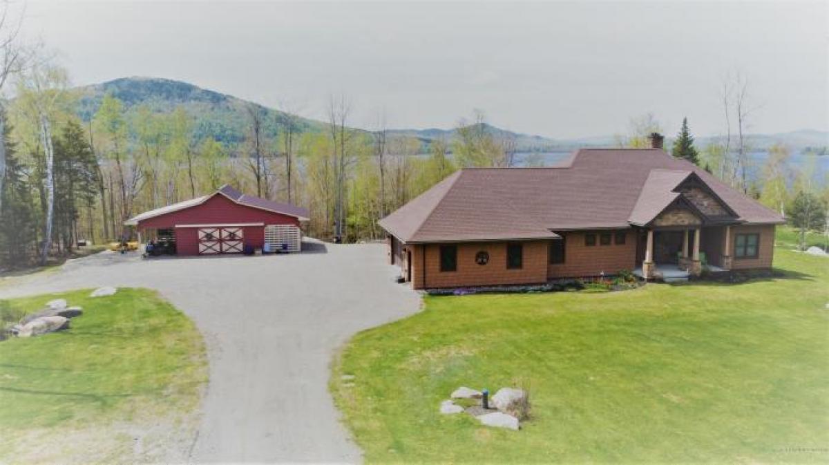 Picture of Home For Sale in Jackman, Maine, United States