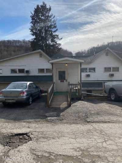 Apartment For Rent in Blacksville, West Virginia