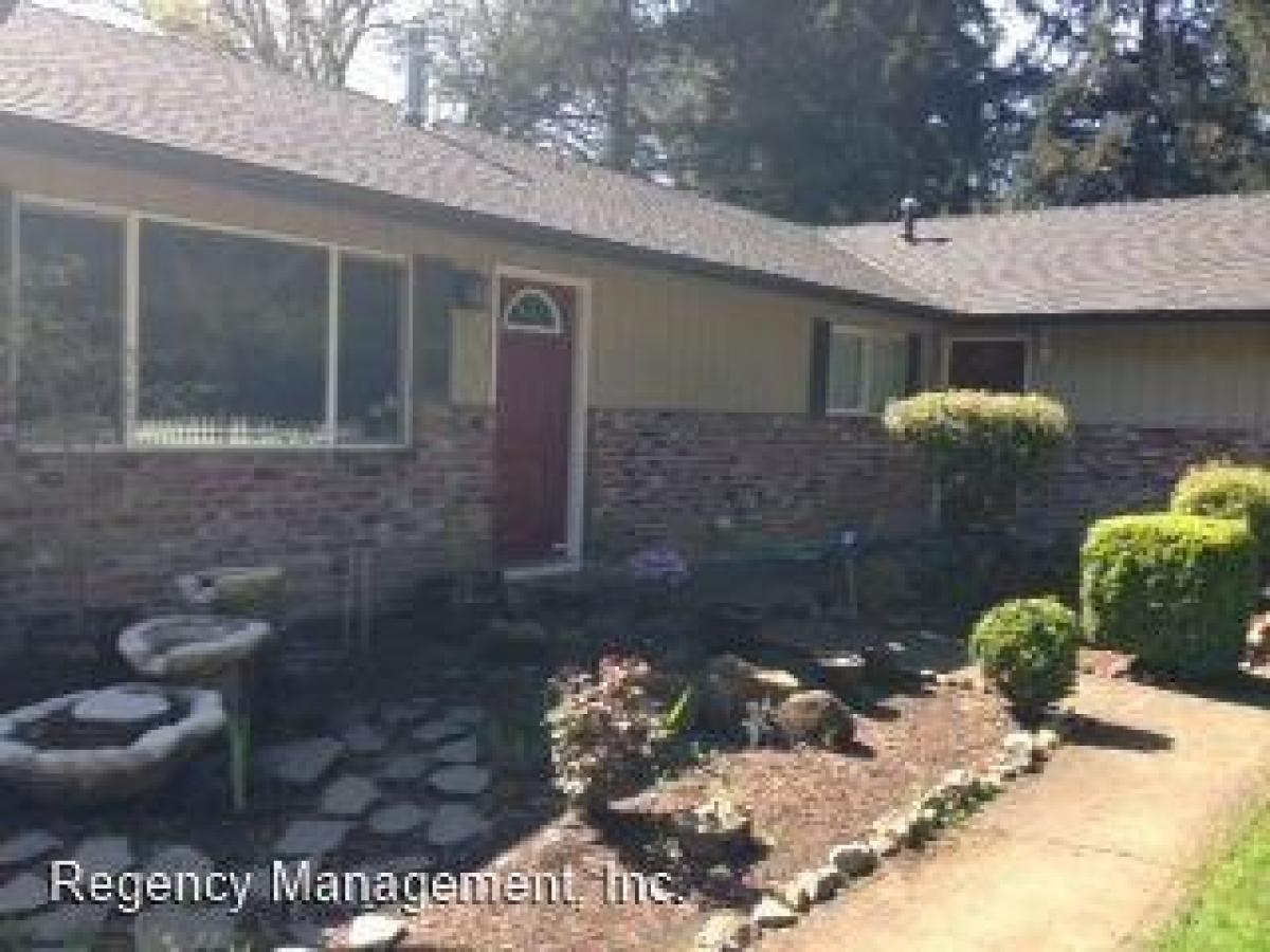 Picture of Apartment For Rent in Lake Oswego, Oregon, United States