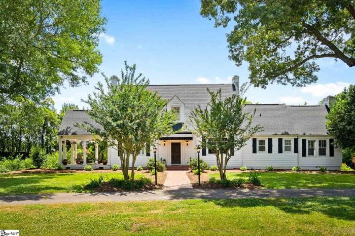 Picture of Home For Sale in Starr, South Carolina, United States