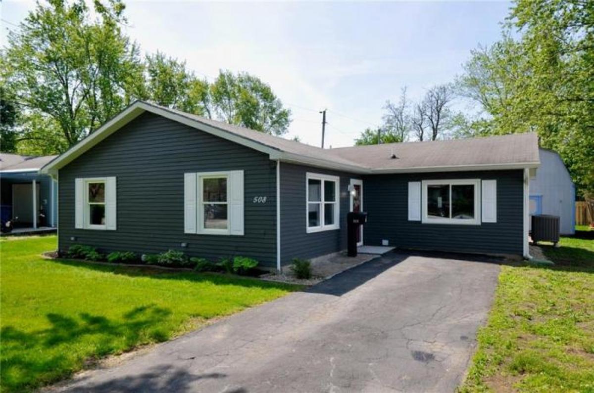 Picture of Home For Sale in Sheridan, Indiana, United States