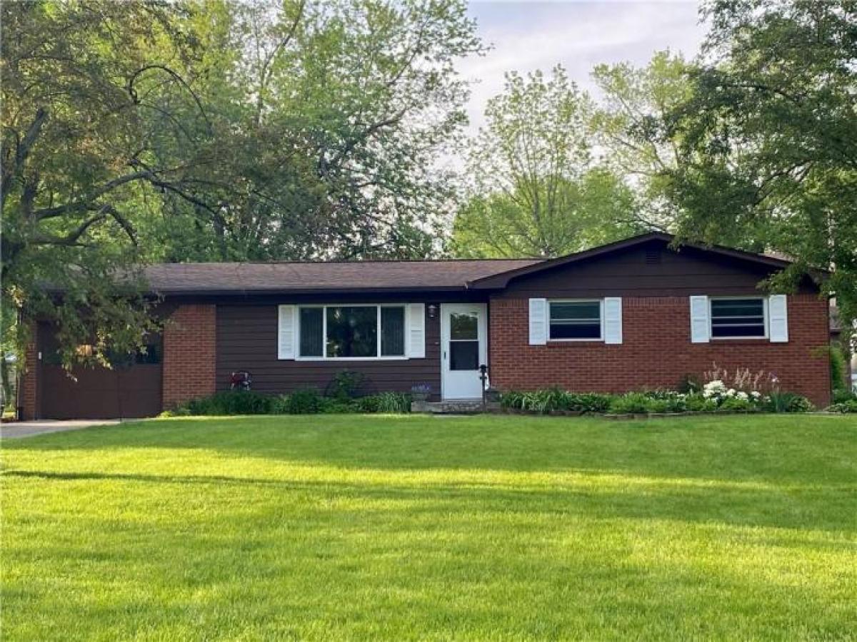 Picture of Home For Sale in Mooresville, Indiana, United States