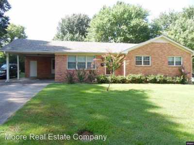 Home For Rent in Martin, Tennessee