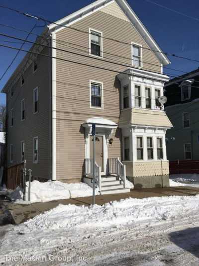 Apartment For Rent in Fall River, Massachusetts