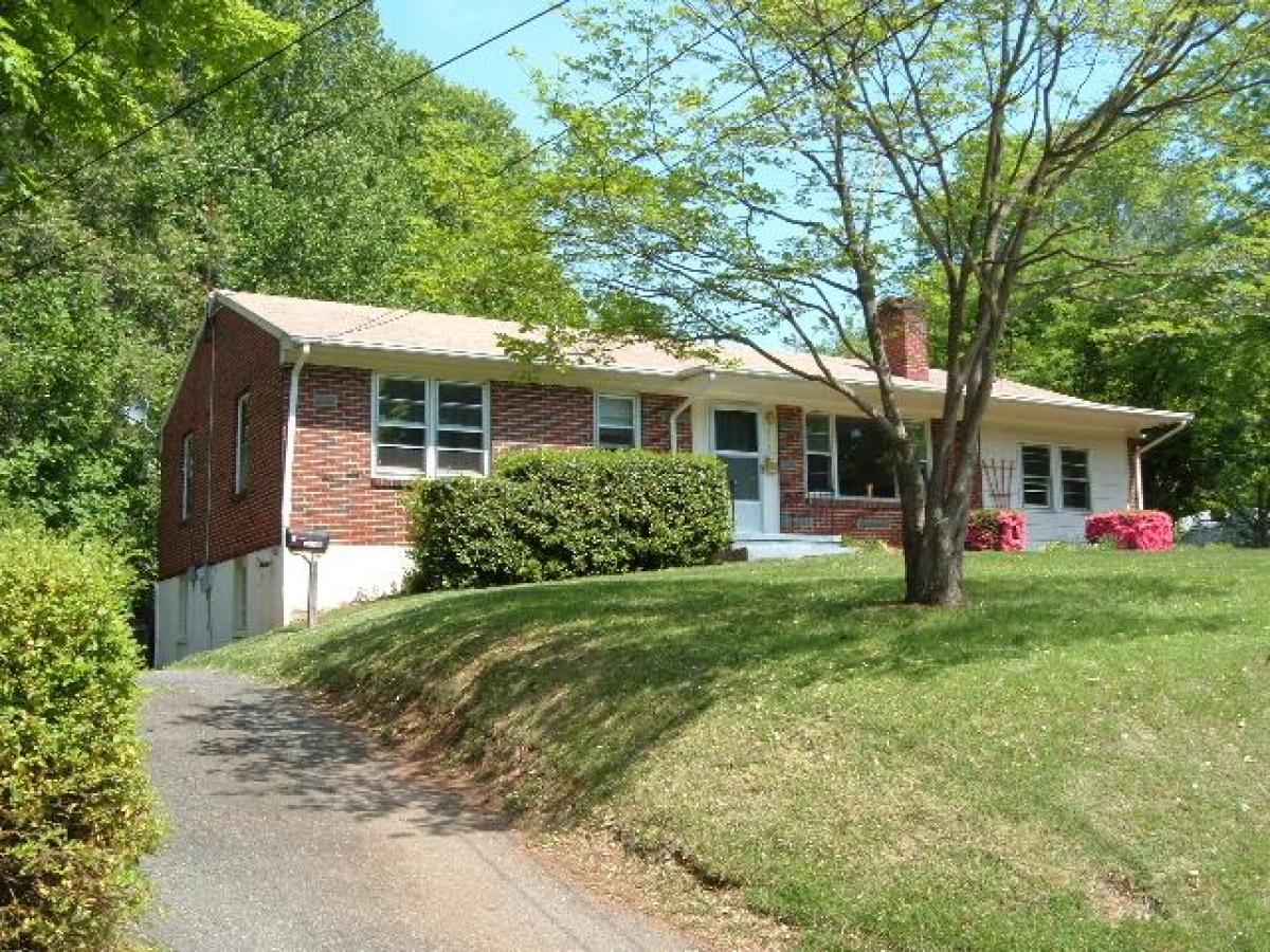 Picture of Home For Rent in Lynchburg, Virginia, United States