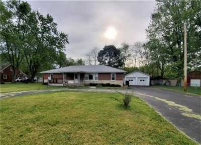 Home For Sale in Morristown, Indiana