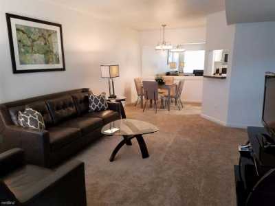 Apartment For Rent in Rochester Hills, Michigan