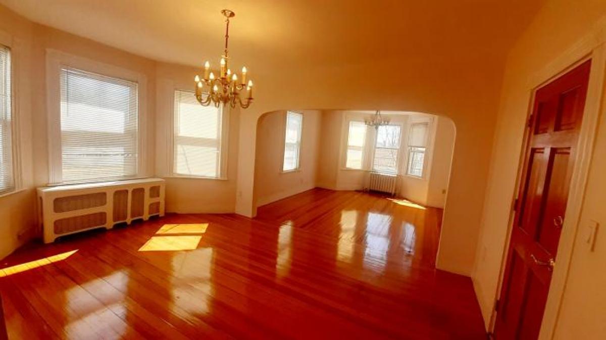 Picture of Condo For Rent in Chelsea, Massachusetts, United States