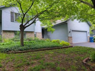 Home For Rent in Maplewood, Minnesota