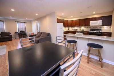 Home For Rent in Newark, New Jersey