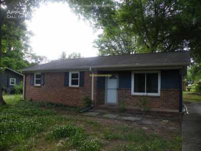 Home For Rent in Greenville, South Carolina